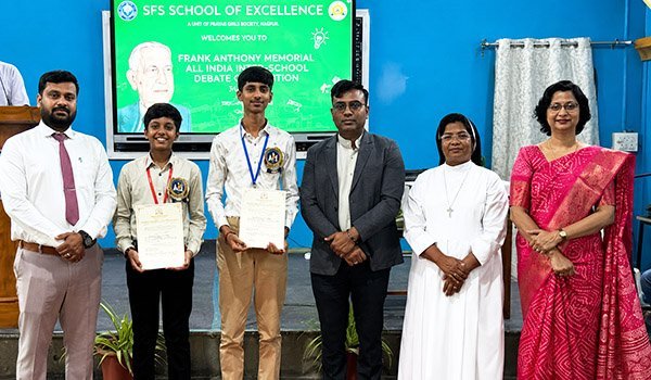 sfs-debate-competetion-winners